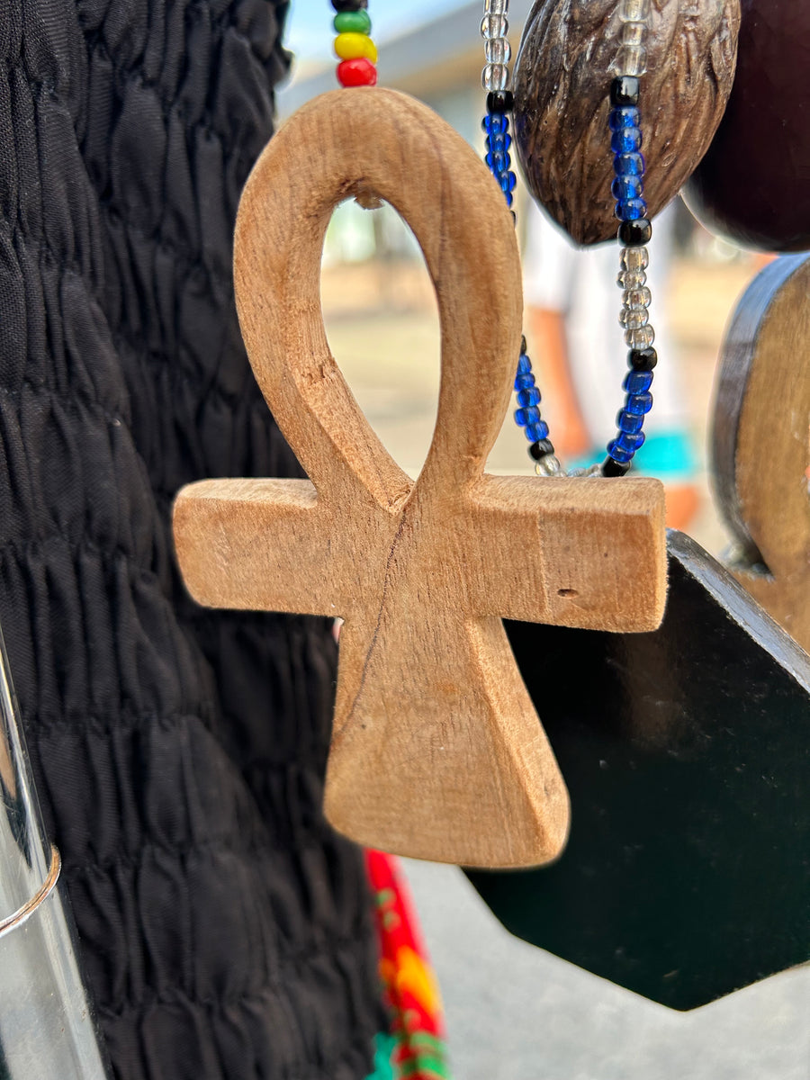 Ahnk Necklace hand carved with horse eye seeds – Nia Onelove
